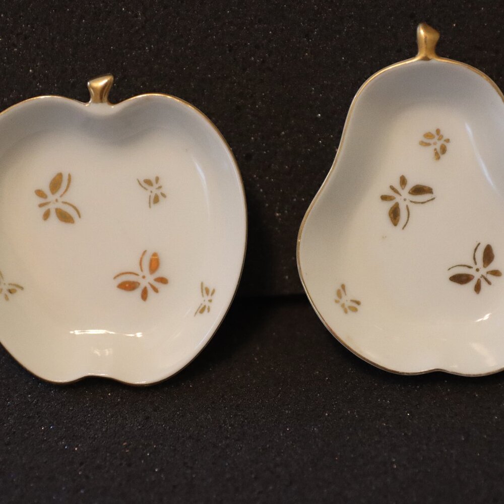 Set of Two Tea Bag Holders Butterfly Apple Pear Shaped Ceramic White/Gold